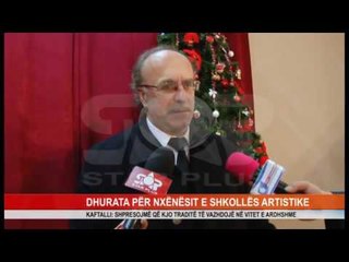 DHURATA PËR NXËNËSIT E SHKOLLËS ARTISTIKE