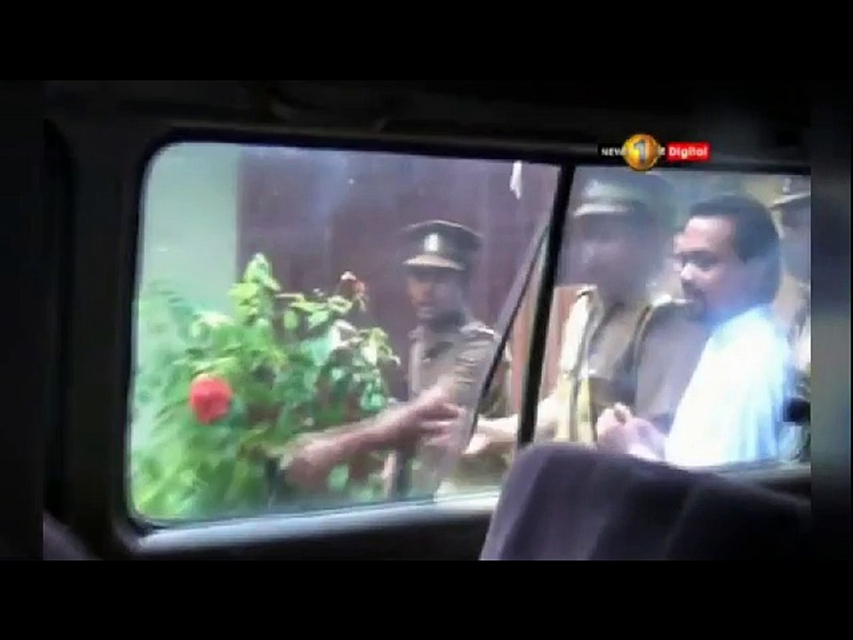 "ඔකී තමයි මාව කෑවේ" විමල් ශෂිගේ පතුරු අරී