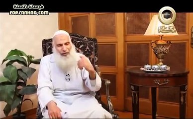 وهبته أمه للكنيسة وهو في بطنها ولكن