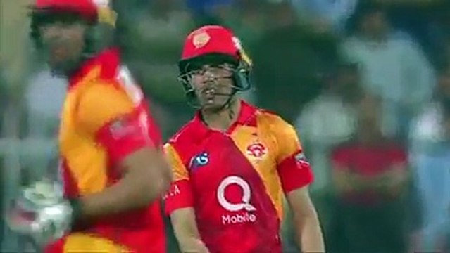 Shadab Khan batting VS Lahore Qalandars