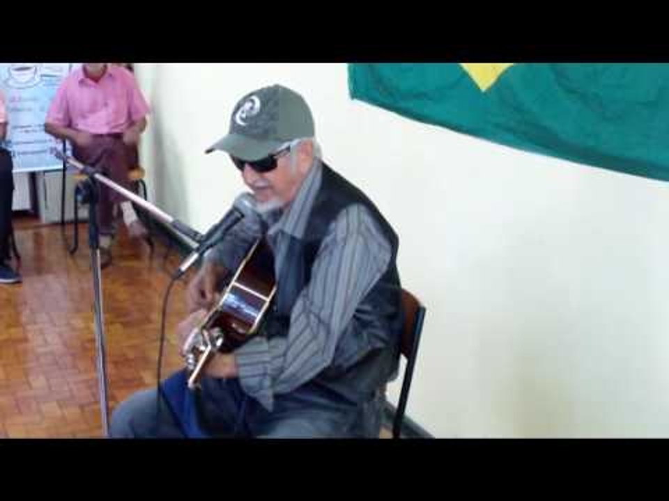 (1) André Meres tocando no Café com Poesia - 87º Edição - 29-10-2016