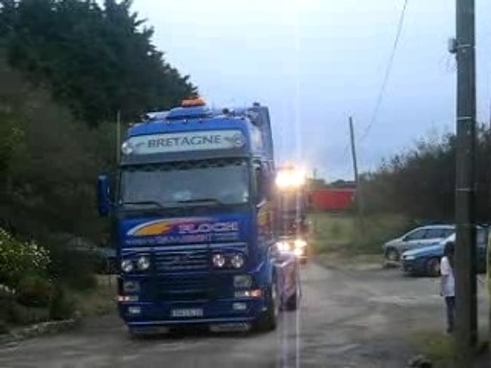 defilé camions decorés