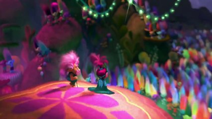 Trailer Trolls Español Latino