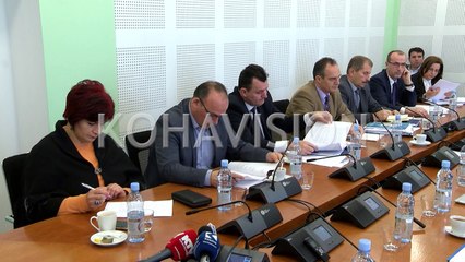 50 pyetje ministrit të MASHT-it për nivelin e arsimit