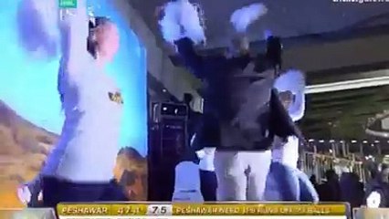 Danny Morrison Dancing in PSL2 Karachi VS Islamabad