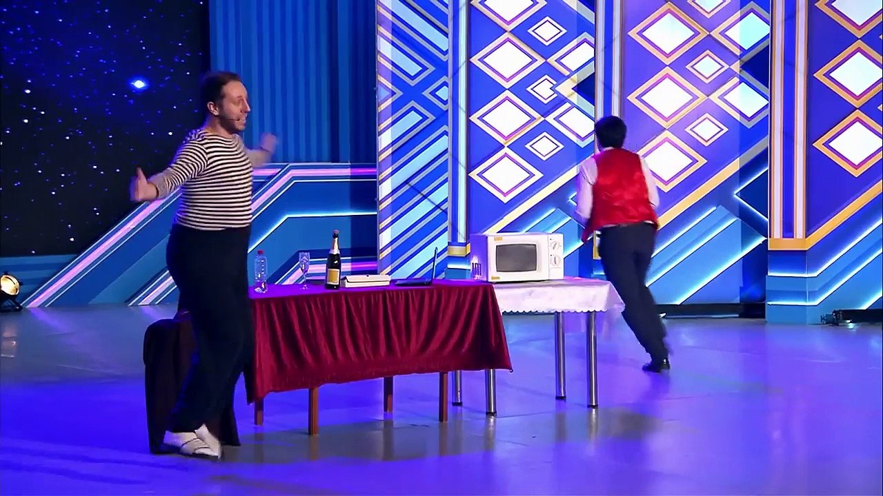 КВН Доброжелательный Роман - Случай на Что Где Когда