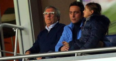 Fenerbahçeli Taraftarlar, Ali Koç Lehine Başkanlık Tezahüratı Yaptı