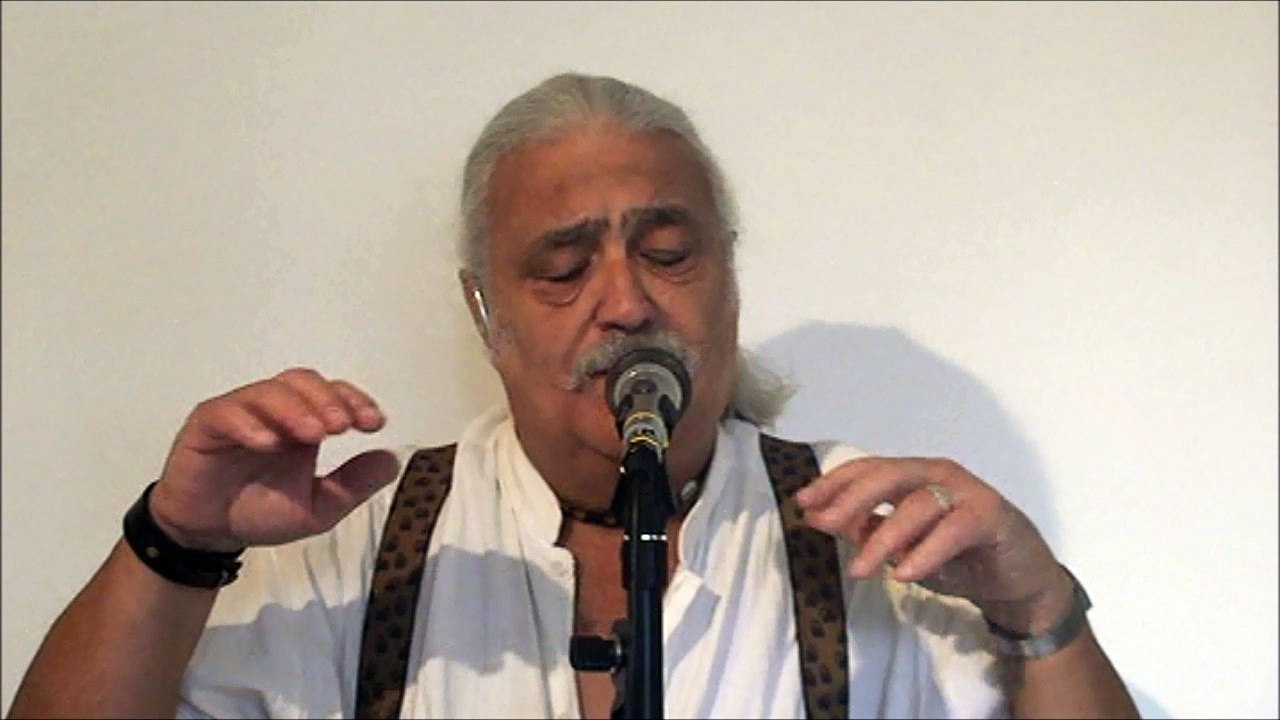 hôtel des voyageurs (Serge Reggiani) reprise