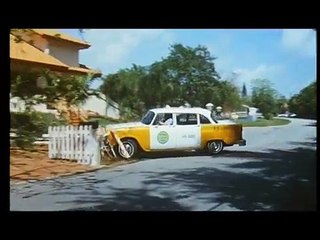 Un piede in paradiso / Speaking of the Devil (1991) trailer