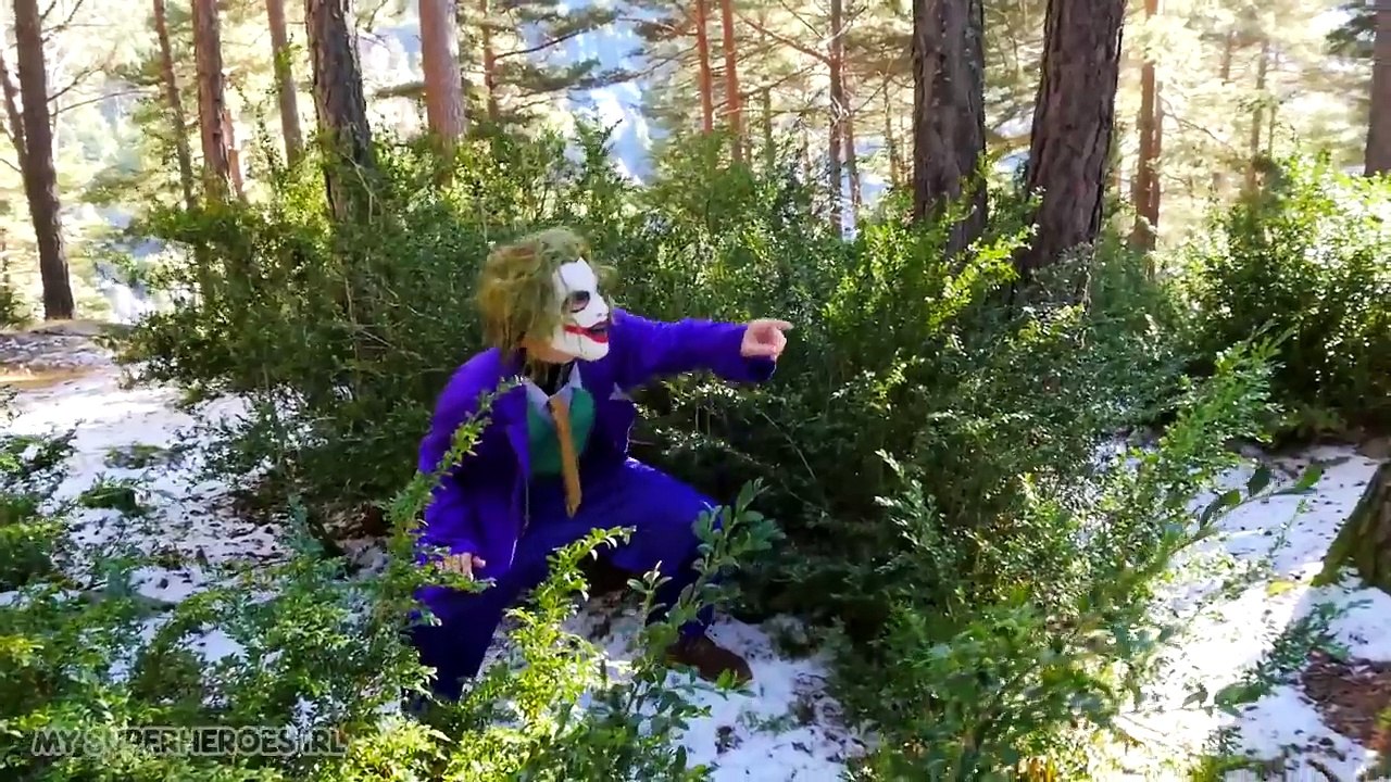 Spiderman vs Zombie vs Joker vs Congelado Elsa Secuestrado Disney Toy Fanáticos de la Película de Superhéroes en