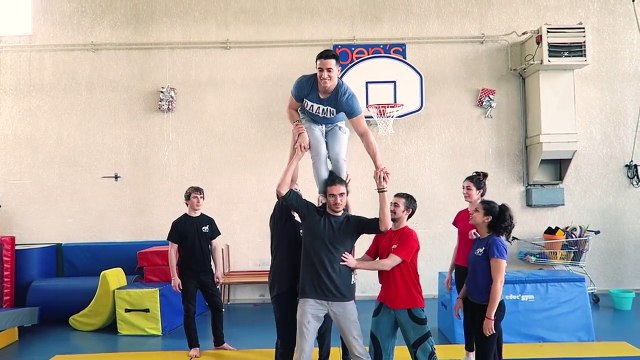 DES DÉFIS IMPOSSIBLES COMPLETEMENT FOUS !!-F6xsQQSgU14