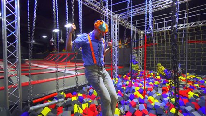 Learn Colors with Blippi at an Indoor Trampoline Park-TX-jjzzTkhk