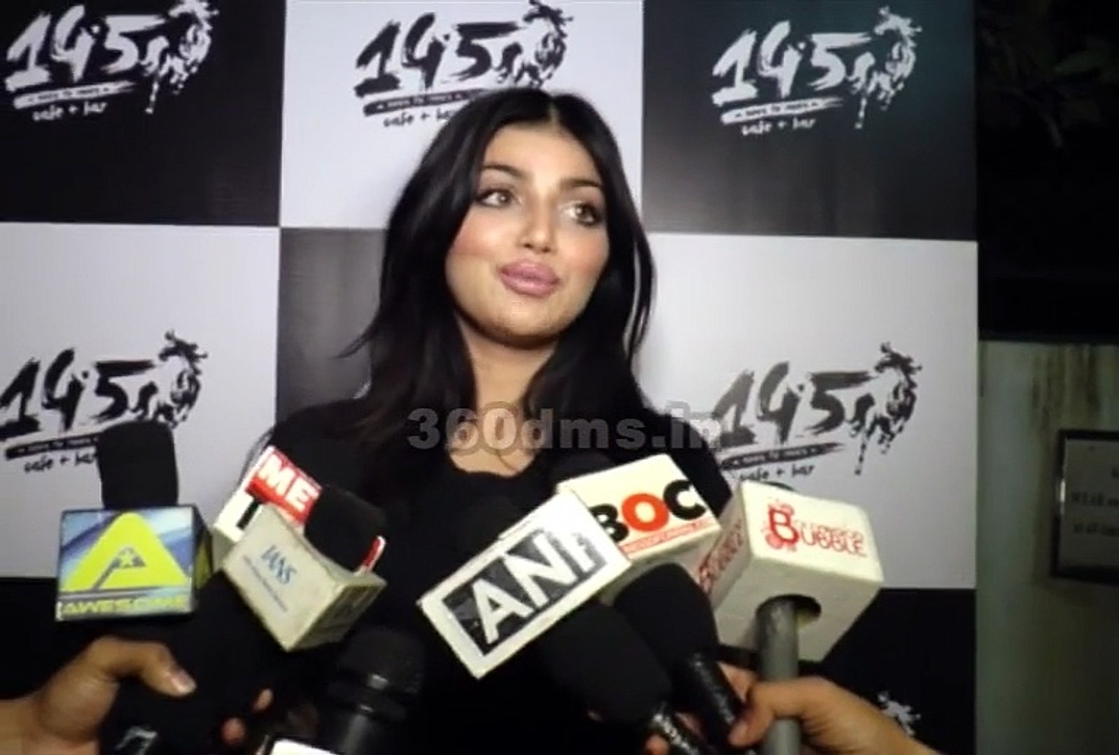 ⁣Ayesha Takia Lip Injection Plastic Surgery Look Lip Face Shape- Unrecognizable After Plastic Surgery