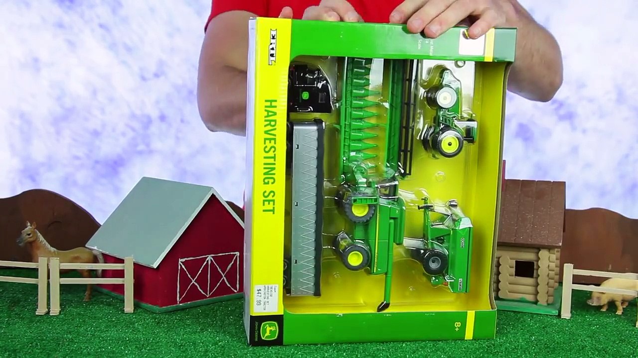 John Deere Tractor Box Set with Toy Scouts-UL-fWum0g7w