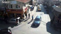 Kahvehaneye saldıran şehir magandaları kamerada