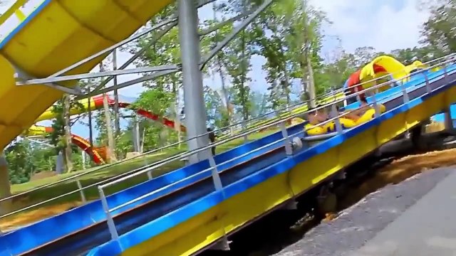 Voici les 10 toboggans les plus dingue du monde