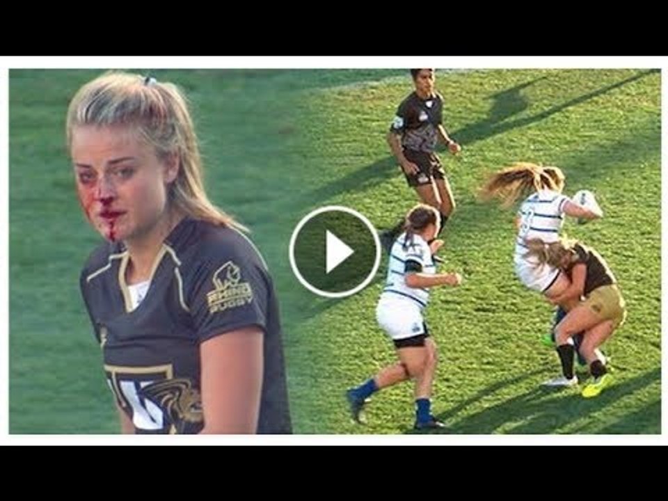 Funny Girls Soccer Fight 2017