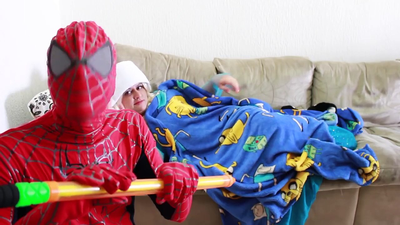 Frozen Elsa vs Doctor! Elsa is Sick, Spiderman is Doctor! Funny Superheroes Movies in Real