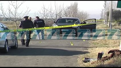 GRABIT MAKINEN DHE PLAGOS POLICIN - News, Lajme - Kanali 7