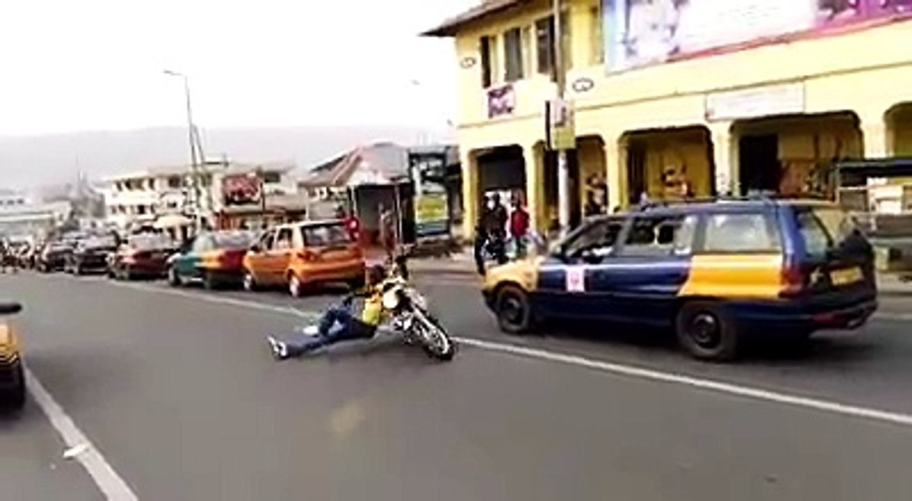 Talented Bike Rider Lol