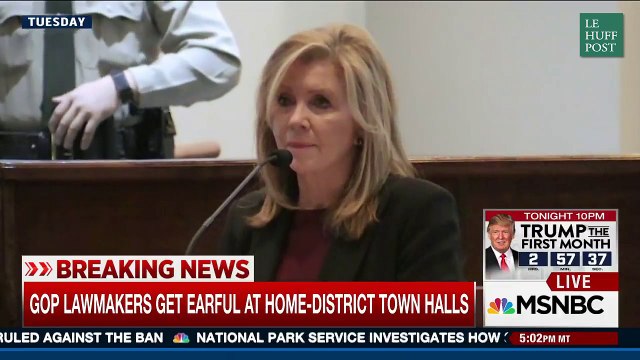 Les élus Républicains ont été assaillis par les anti-Trump pendant leurs réunions publiques