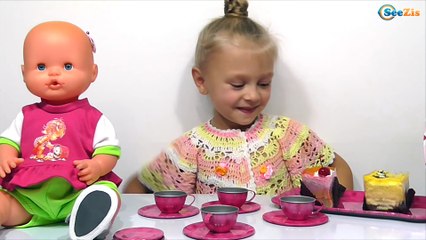 ✔ Кукла Ненуко. Ярослава устраивает чаепитие. Новый набор посуды / Doll Nenuco Tea Time ✔