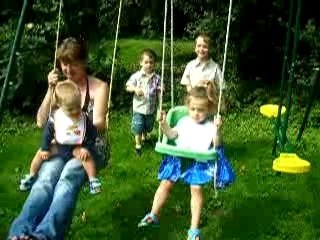 Les filles se ft balancer