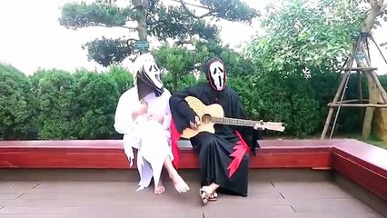 #SCREAM vs SPIDERMAN! w/ Ghostface FUNNY PRANK Spiderman Real Life Superhero Fun IRL