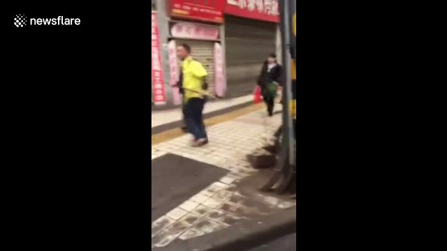 Good samaritans break car window to rescue driver from ablaze car