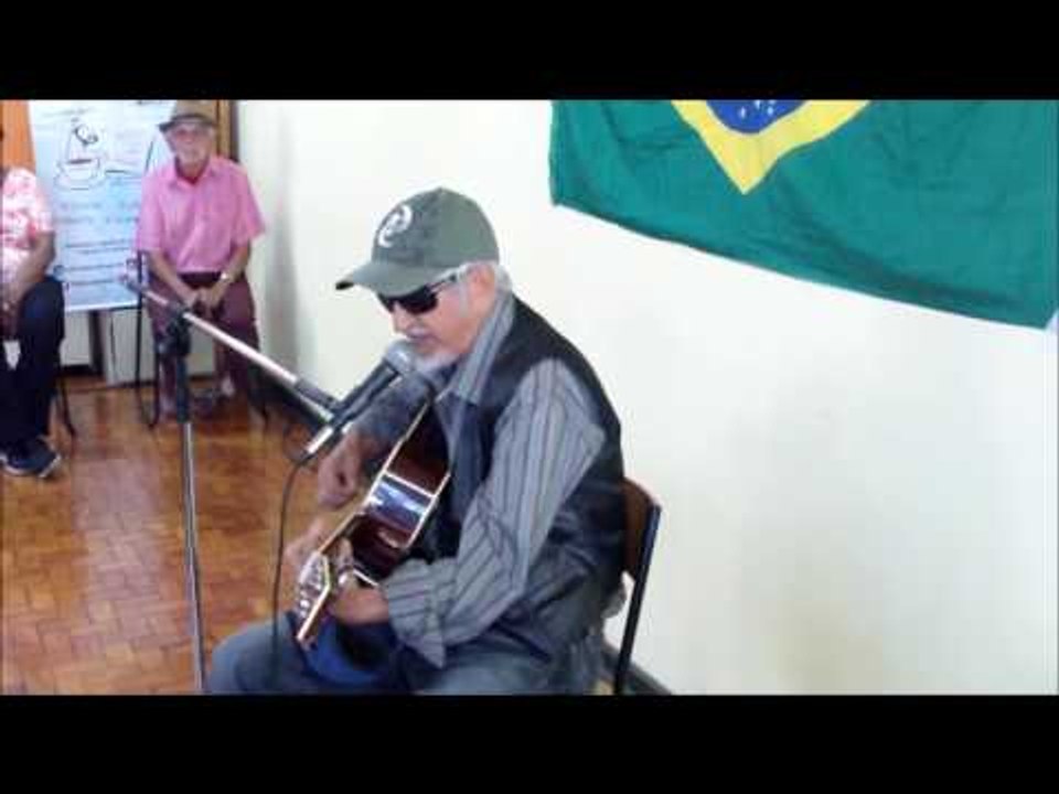 (2) André Meres tocando e cantando no Café com Poesia - 87º Edição - 29-10-2016