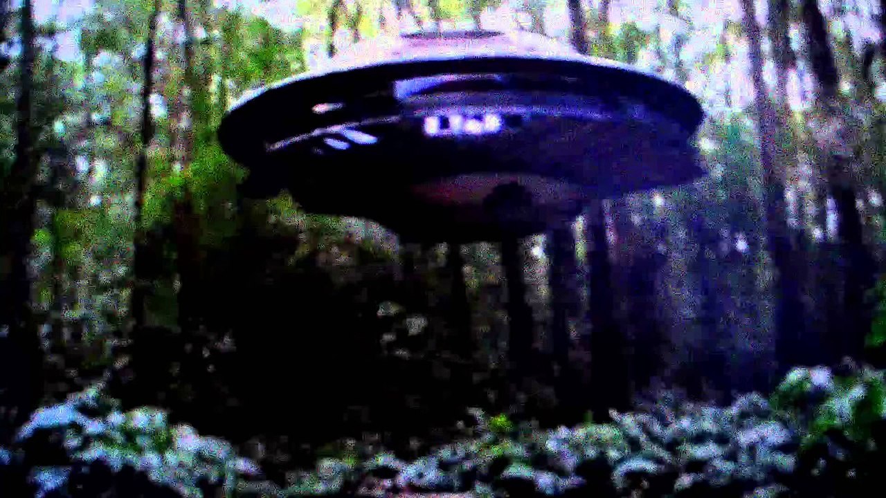AWESOME COLLECTION OF FLYING SAUCER UFO'S/ARV'S - UFO MAN