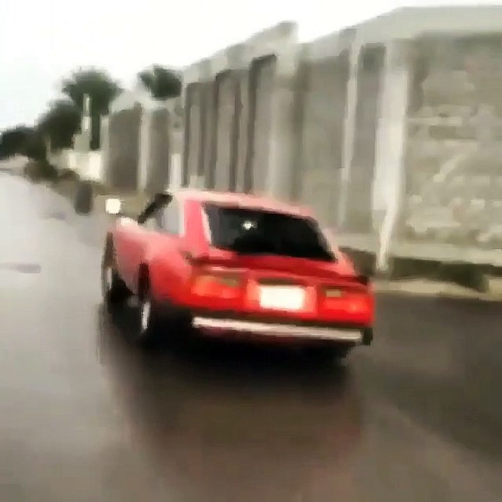 تفحيط في المطار