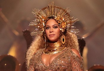 Beyoncé Cancels Coachella Performance After Doctors&#039; Warning