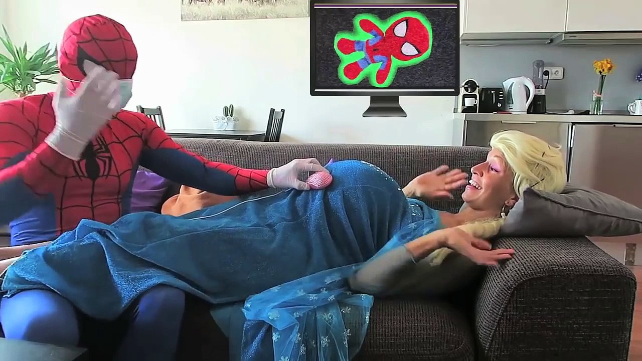 Doble Embarazada CONGELADO ELSA vs DOCTOR! w/ Spiderman vs Joker Maléfica Hulk Bebé Superh