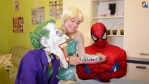 Frozen Elsa SUPER WUBBLE BUBBLE w/ Spiderman Joker Maleficent Spidergirl Fun Superhero in