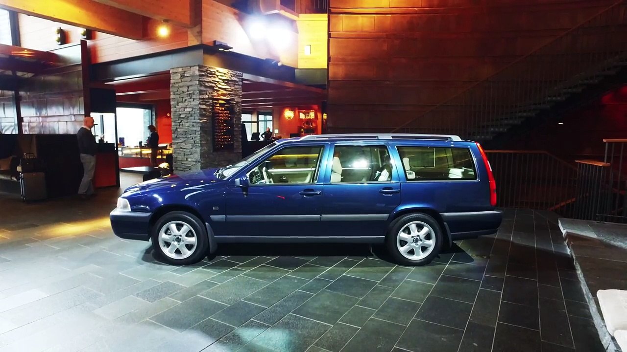 Volvo V90 Cross Country review - sliding about on ice _ Mat Vlogs-Y9eY0VGFvCQ