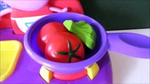 Peppa Pig toy kitchen stove toy cooking food velcro cutting vegetables learn English