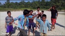 Amazing acting stunts in sand | So cute | Nice video | Must watch | HD