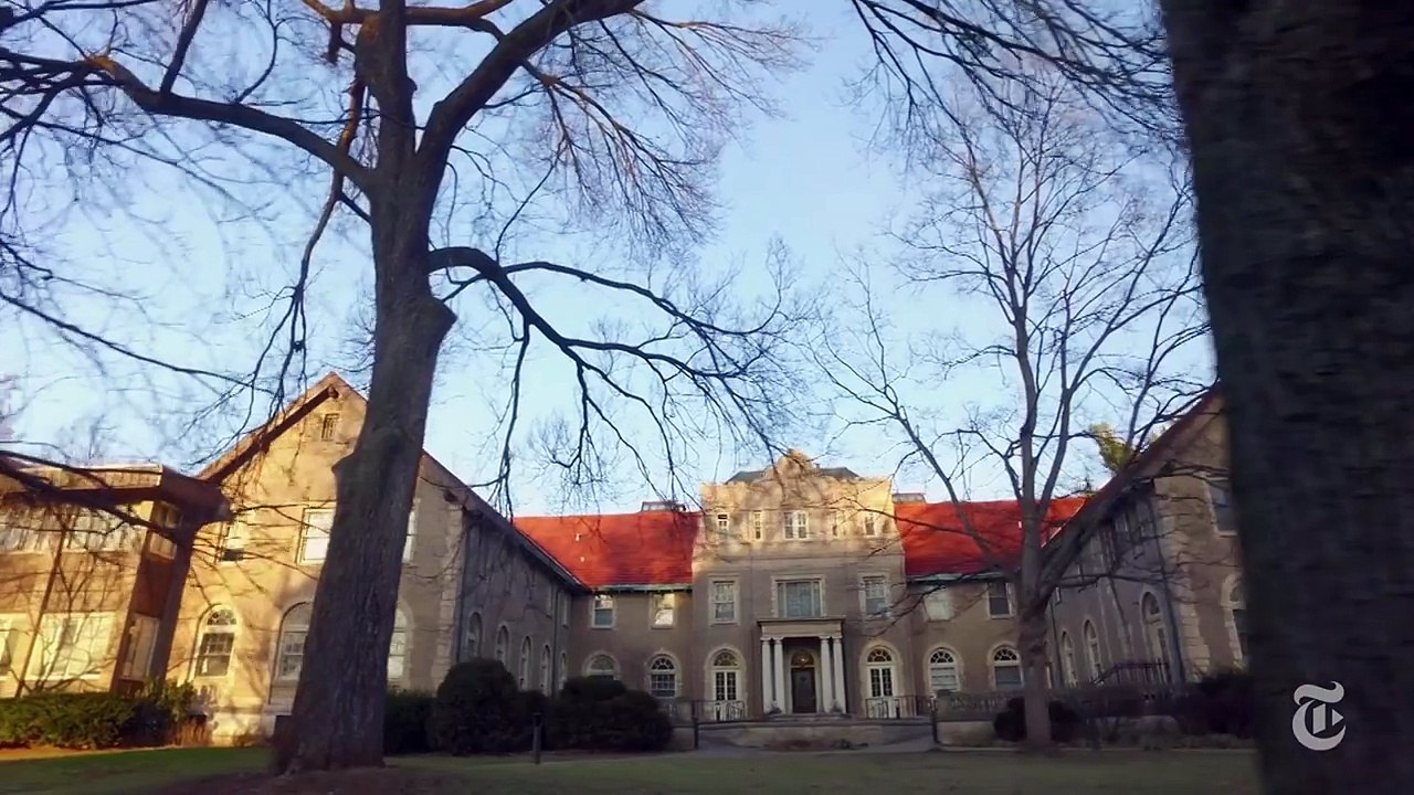 Lawyers Take On President Donald Trump’s Travel Ban _ The New York Times-Qo_ZQ6E0SS4