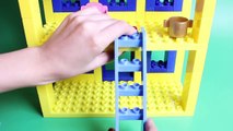 Peppa Pig Mega Castle Blocks Construction Toys with George ❤ Bloques Castillo Princesa Pep