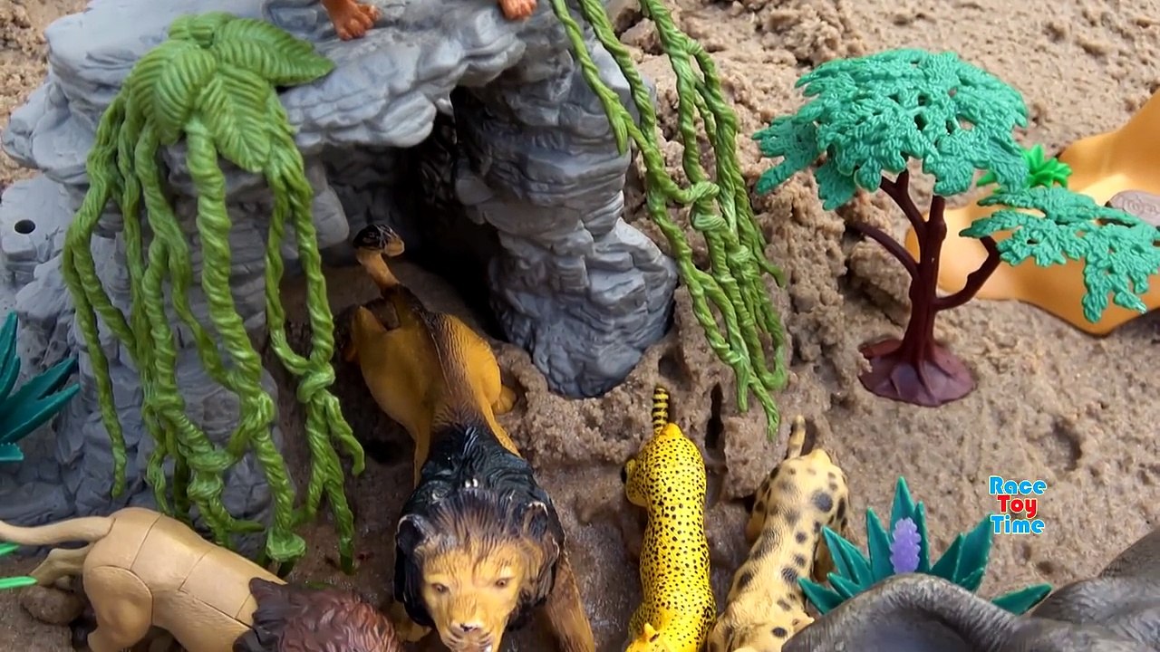 Safari Wild Animals in the Sand Box Watering Hole - Learning Animals Names For Kids-M0818tuoy48
