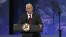 Pence describe a Trump como un nuevo Reagan y pide movilización de la derecha