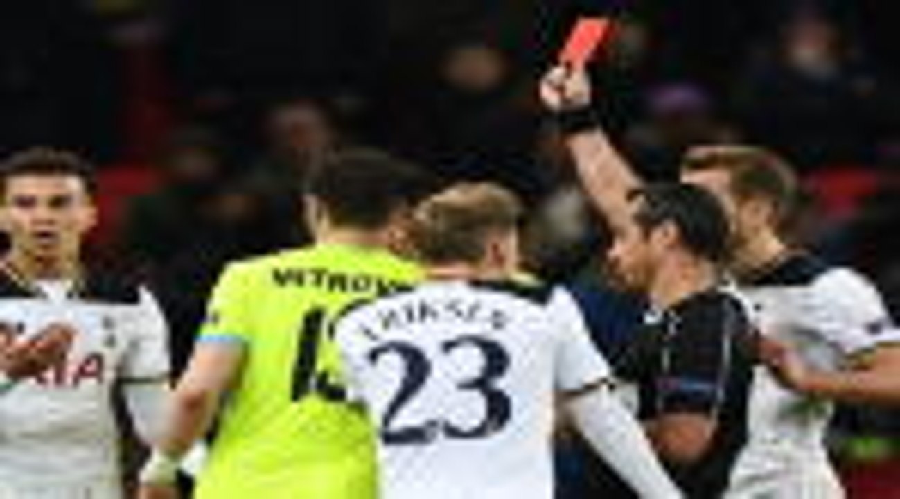 Pochettino supports 'special boy' Alli after re...