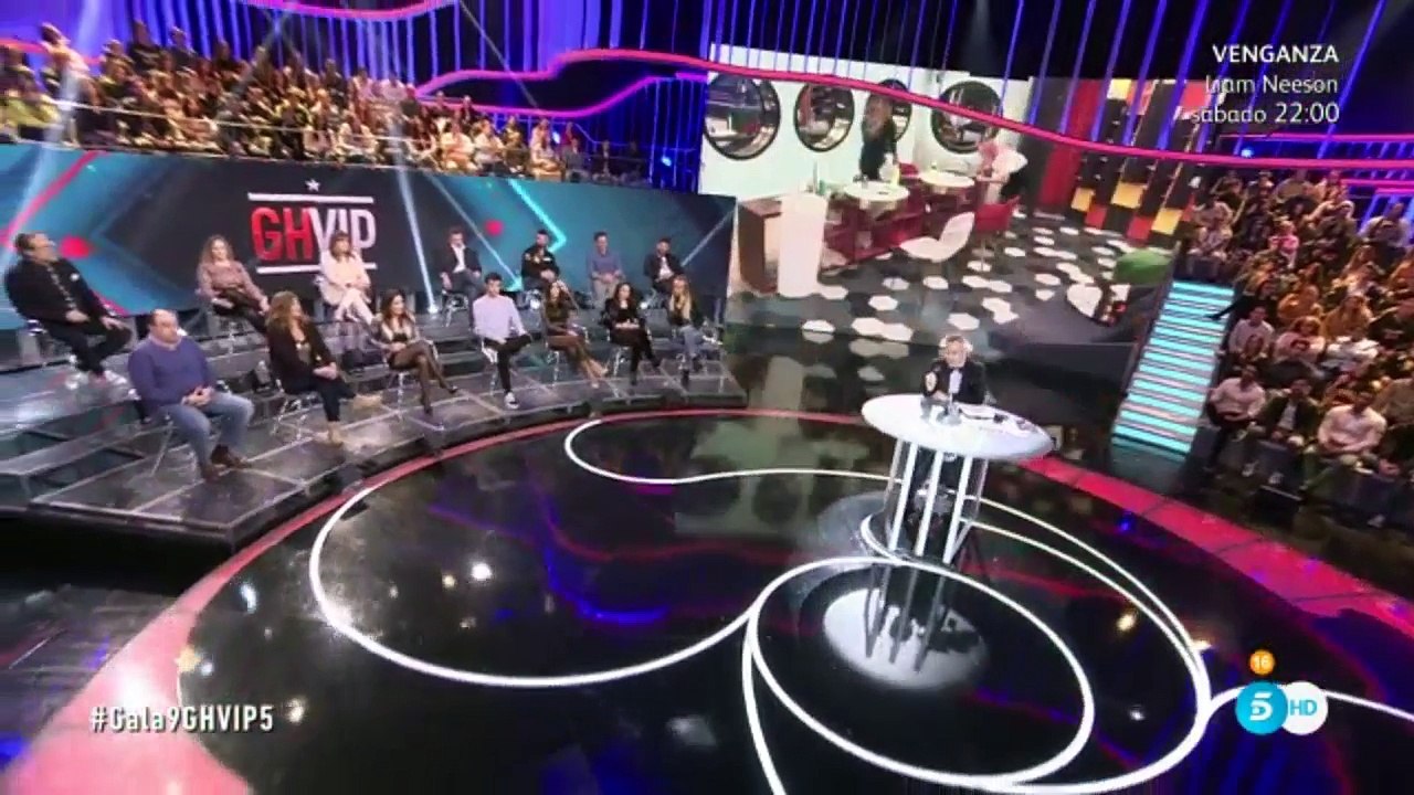 Gala 9 GH VIP 5 (23-02-17) parte 2/3