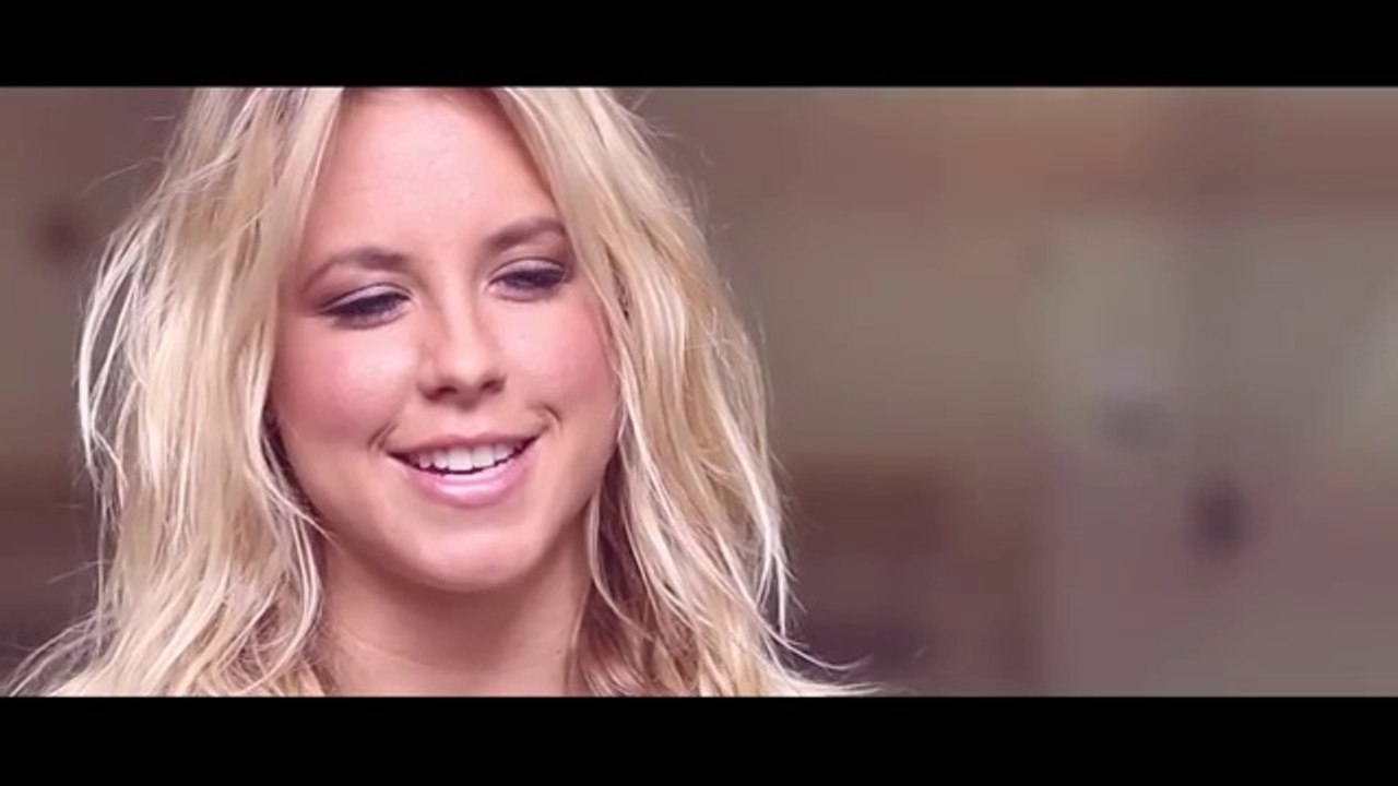 Chelsie Hightower - Professional Dancer