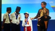 Anak SD jawak ikan K***** saat di tanya jokowi