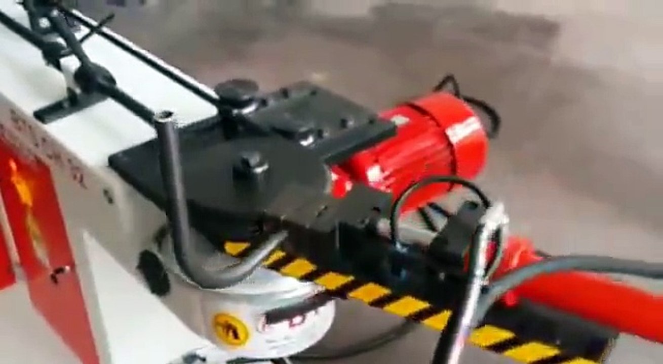 BTSCH 32 BORU VE PROFİL BÜKME MAKİNASI(HİDROLİK SIKMA)