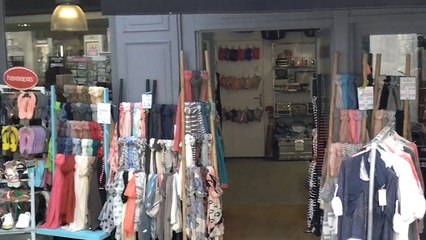 Commandez vos produits Ré17 sur www.re17-iledere.com