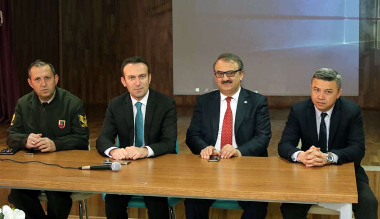 KAYMAKAM TEMİZ VE BAŞKAN EKİCİ, HALKIN SORUNLARINI DİNLEDİ