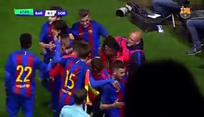 Le but exceptionnel de Jordi Mboula, pépite du Barça, après un slalom dingue face à Dortmund